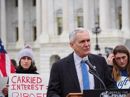 Doggett to SA Business: ‘If You Want Change, Change the Lawmakers’ – San Antonio Report