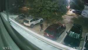8 people from San Antonio charged for transporting stolen cars from US to Mexico, feds say – KSAT