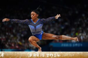 Simone Biles, Team USA inspire young gymnasts in San Antonio – KSAT