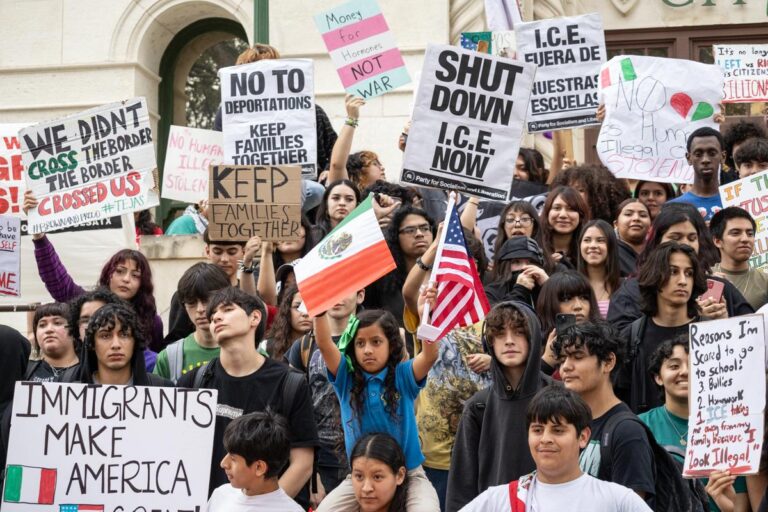 Demonstrators gather in downtown San Antonio to protest Elon Musk, ‘unelected influence’ over US government – KSAT