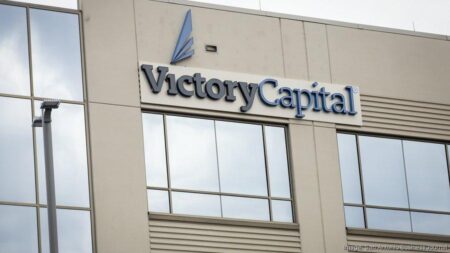 Victory Capital completes acquisition of Amundi US – The Business Journals