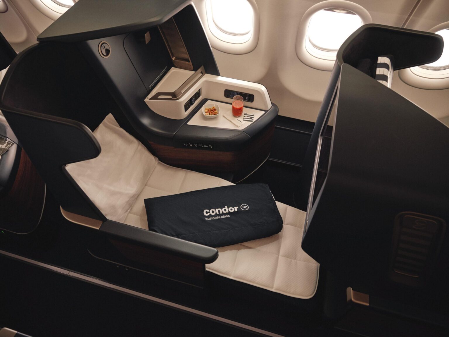 What Was It Like to Fly Condor’s Inaugural Transatlantic Route in Business Class? – Business Traveler USA