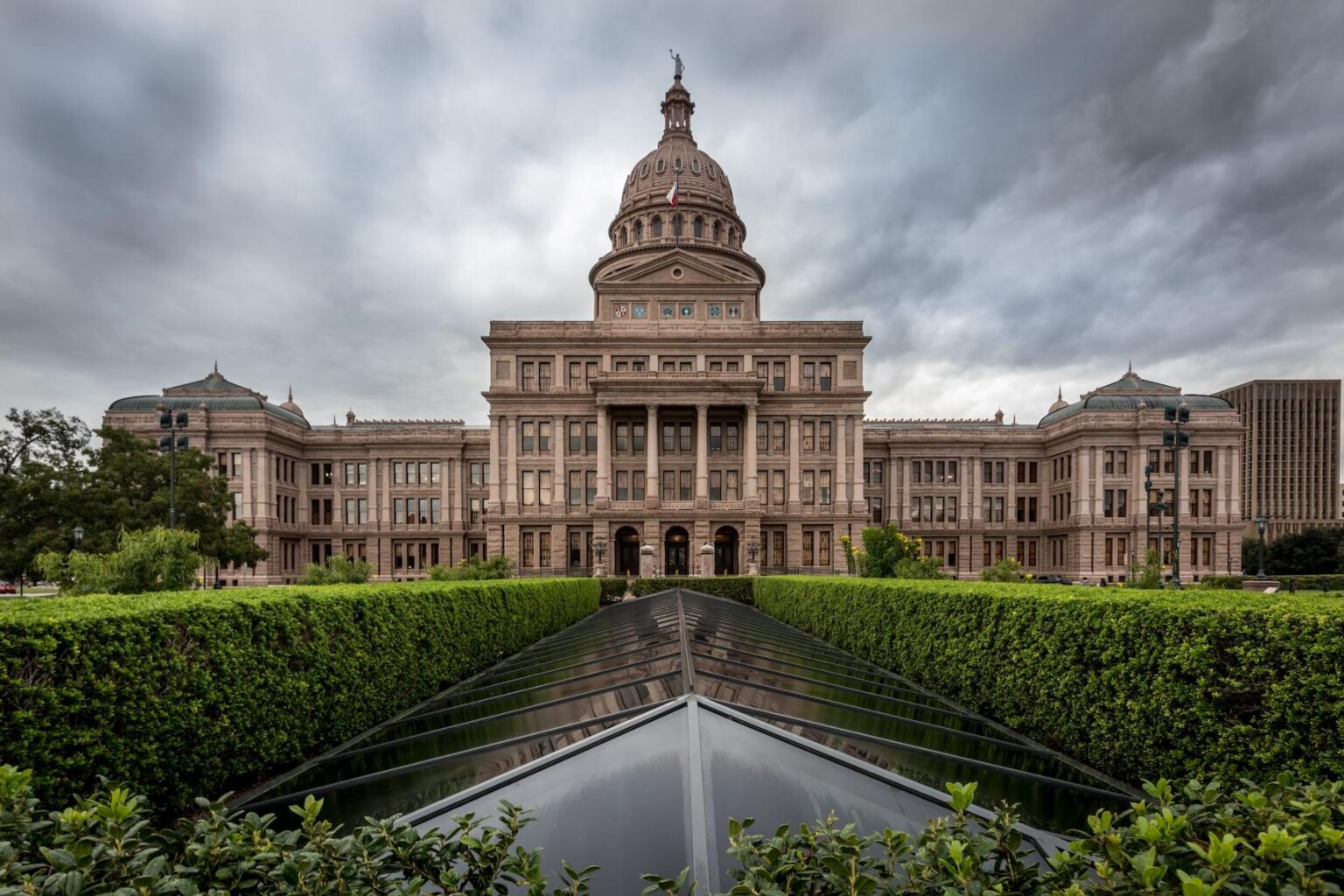 “All eyes on San Antonio”: Democratic disunity, GOP push turn mayor’s race into a political battleground – The Texas Tribune