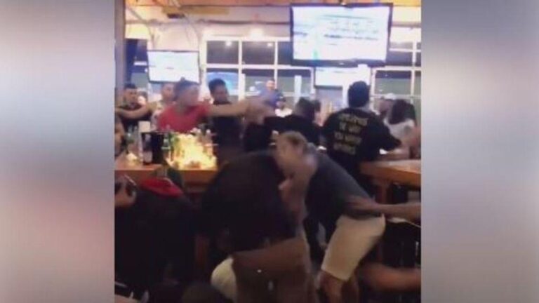 WATCH: Video of huge brawl at San Antonio sports bar goes viral – KFOX