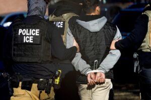 ICE arrests 7 people from Honduras, Mexico, Venezuela at San Antonio market – kens5.com