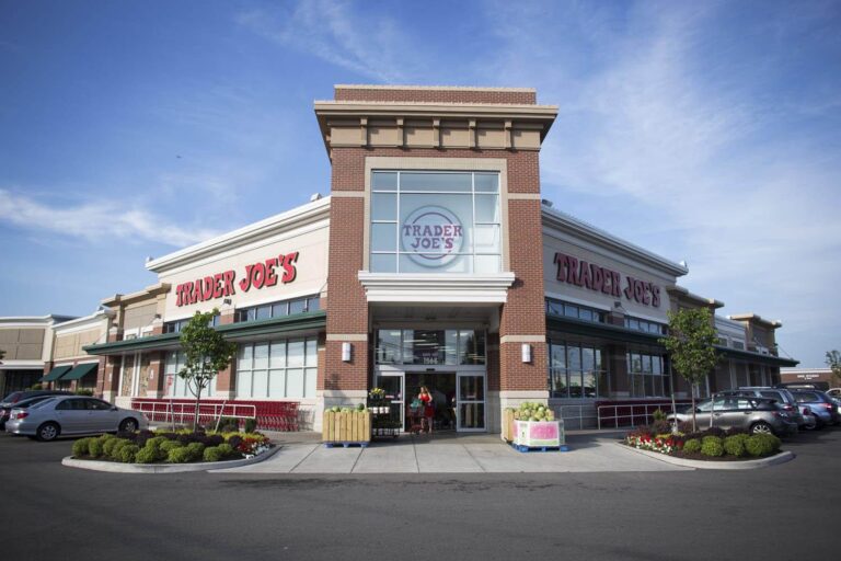 Here’s which stores will be open, closed on Easter 2025 – MySA