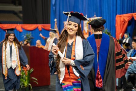 UTSA grad goes from H-E-B partner to Trump staffer in 2 years – MySA