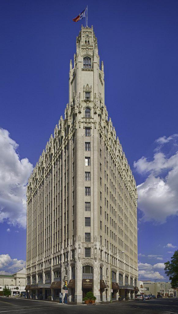 ‘Demonic’ San Antonio hotel named one of the most haunted in U.S. – MySA