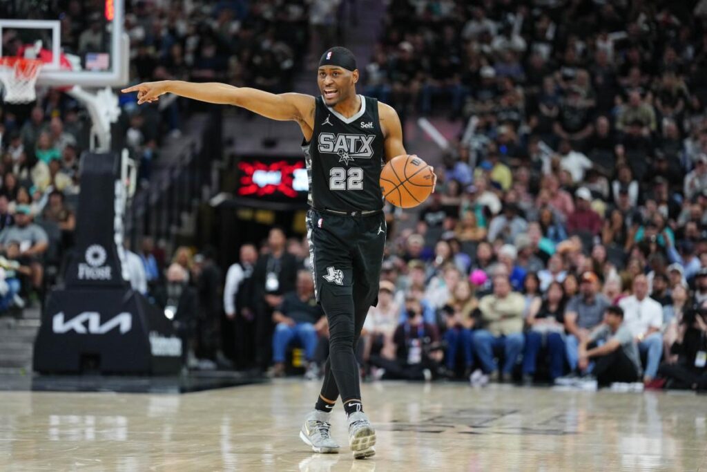Confidence Growing for Spurs Guard Malaki Branham – Sports Illustrated