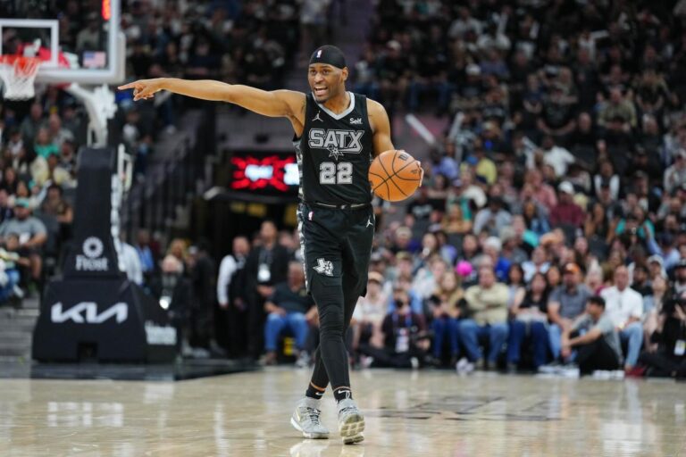 Confidence Growing for Spurs Guard Malaki Branham – Sports Illustrated