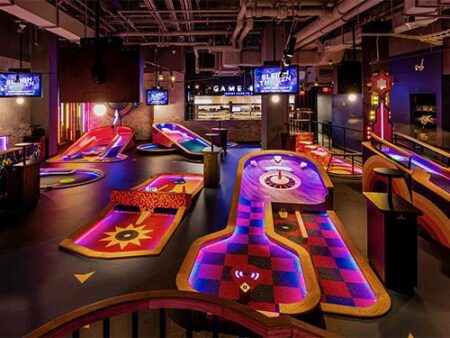 Indoor mini golf chain sets eyes on San Antonio mall – MySA