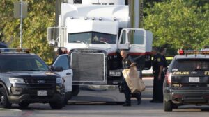Blistering hot truck full of immigrants found at Texas Walmart; 9 dead – USA Today