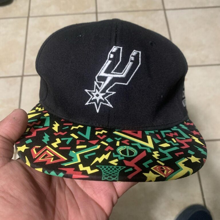 Daily Sports Smile: Spurs honor former U.S. Congressman during Black Heritage Night – USA Today