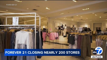 Forever 21 to close all 354 US stores in May, reports say – KSAT