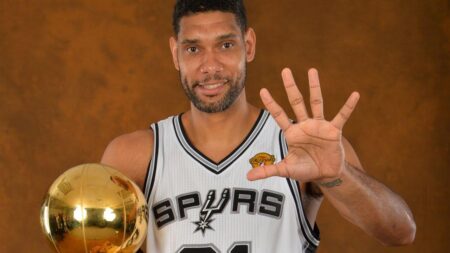 Tim Duncan’s winner helps Spurs tighten West lead – USA Today
