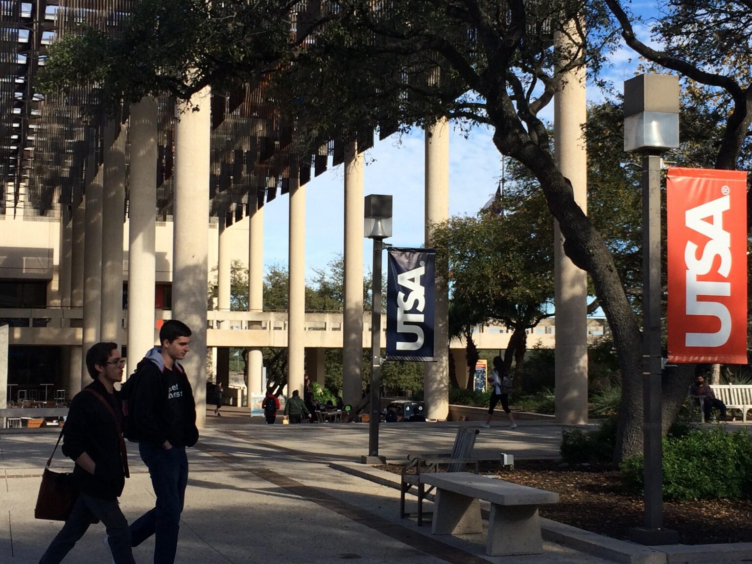 UTSA students have VISA statuses terminated by Homeland Security – WOAI