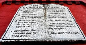 US court blocks Texas law requiring Ten Commandments in school classrooms – Al Jazeera