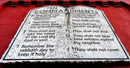 US court blocks Texas law requiring Ten Commandments in school classrooms – Al Jazeera