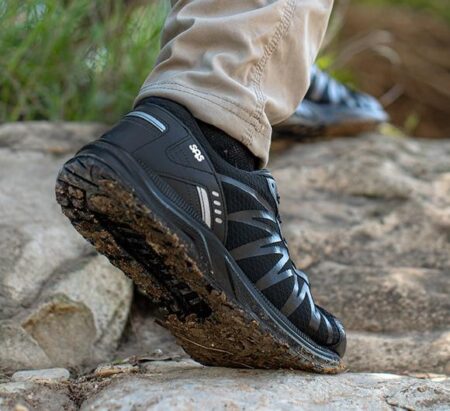San Antonio Shoemakers awarded $90 million contract to make athletic shoes for military – KEYE