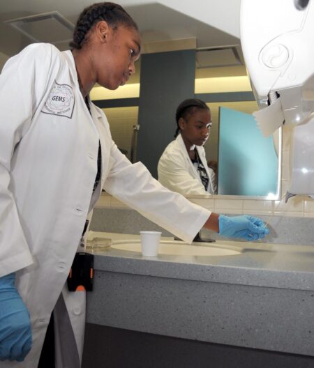 News – US Army Institute of Surgical Research hosts mathematics, science camp – DVIDS