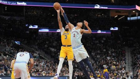 Victor Wembanyama’s Unexpected Choice: Kobe Bryant or Tim Duncan? Lakers News: Victor Wembanyama Makes Surprise Pick Between Kobe Bryant, Tim Duncan – Sports Illustrated
