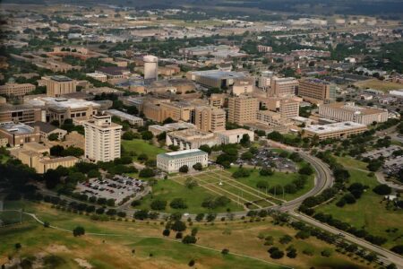 Largest Colleges and Universities in Texas – Bestcolleges.com