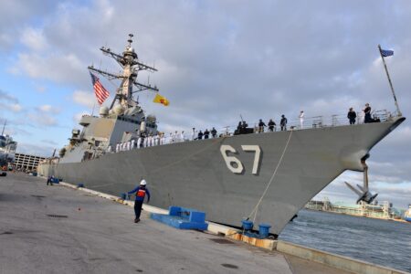 U.S. Adds Destroyer to Caribbean Sea, 8 Surface Warships in Region – USNI News