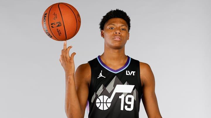 Ace Bailey Lights Up the Court in Utah Jazz’s Thrilling Overtime Battle Against San Antonio Spurs Ace Bailey Shines in Utah Jazz’s OT Loss vs. San Antonio Spurs – Sports Illustrated