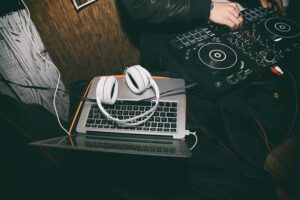 Teen DJs focused on local acts – MySA