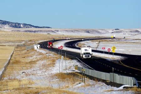 Massive 18-Wheeler Spill Shuts Down Highway in San Antonio Area 18-wheeler material spill sparks highway closure in S.A. area – MySA