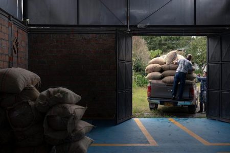 Trump takes credit for Toyota moving some truck production from Mexico to Texas: ‘That’s what tariffs do’ – Business Insider
