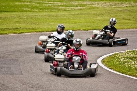 San Antonio Indoor Go-Kart Facility and Bar Hiring Over 300 Employees Indoor go-kart facility, bar hiring more than 300 workers in San Antonio – MySA